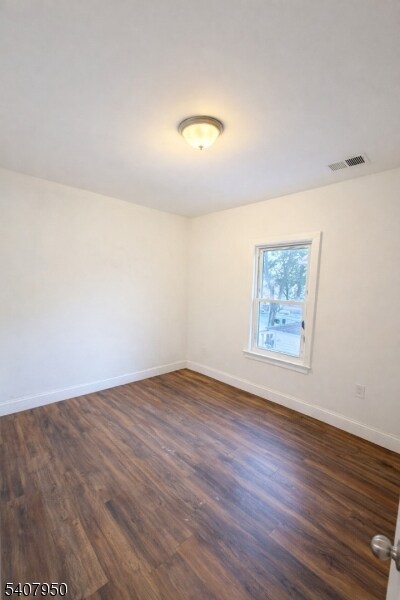 Photo - 726 E 6th St