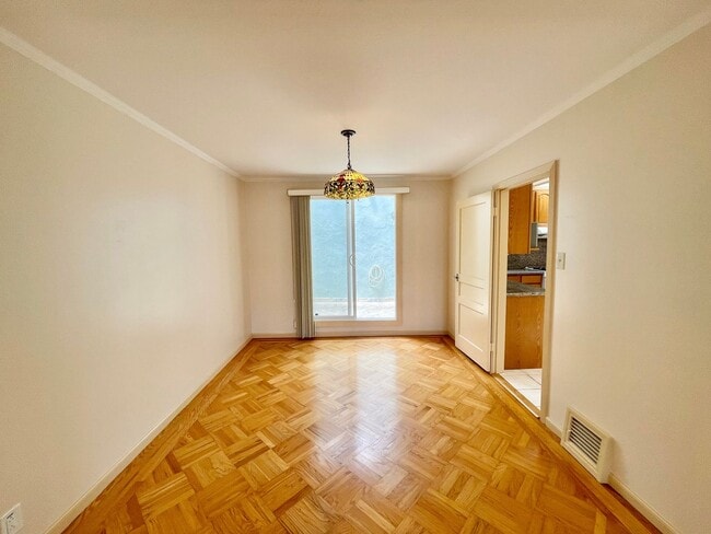 Photo - Lovely Lakeshore Home in great location, period details, featuring bonus rooms! 3 BR +/2 BA PROGR...