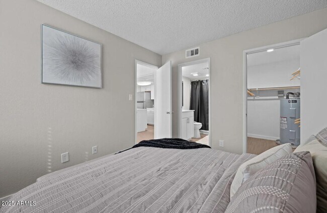 Photo - 4620 W McDowell Rd Unidad 2-1