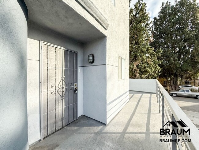 Photo - 14249 Friar St Unit 1