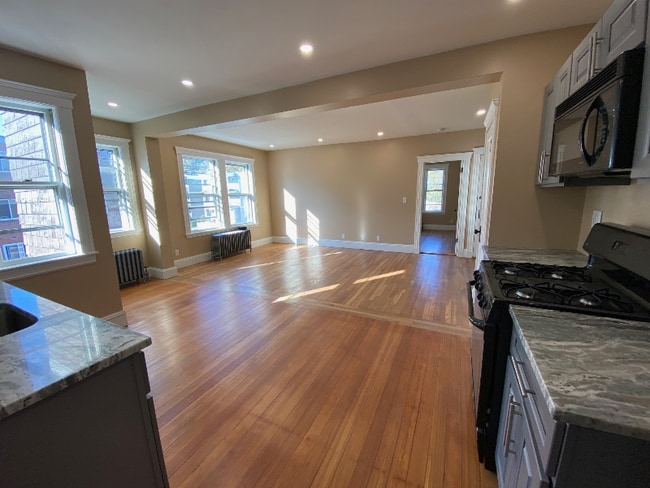 Photo - 254 Belgrade Ave Unit 2