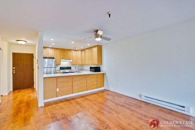 Photo - Beautiful Top Floor Condo in Prime Mountain View Location