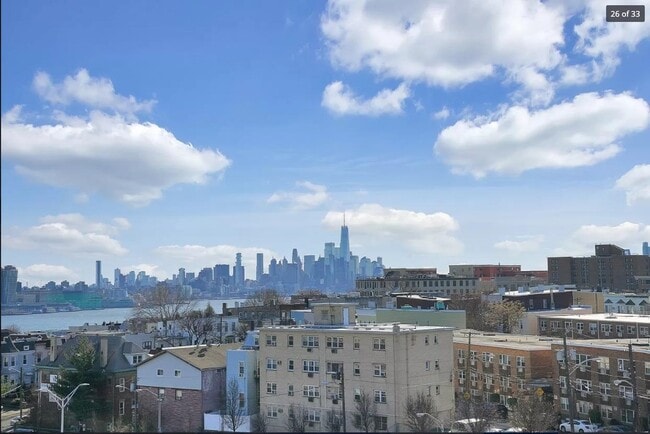 Photo - 3312 Hudson Ave Unit 4C