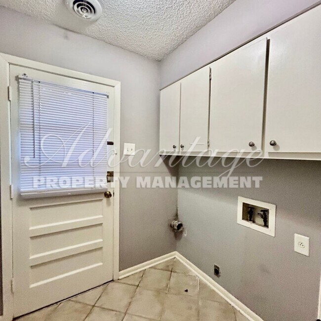 New Rehabbed Home in Quince and Ridgeway Area House Rental in Memphis