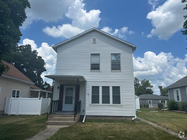 Building Photo - 1404 W Jackson St Rental
