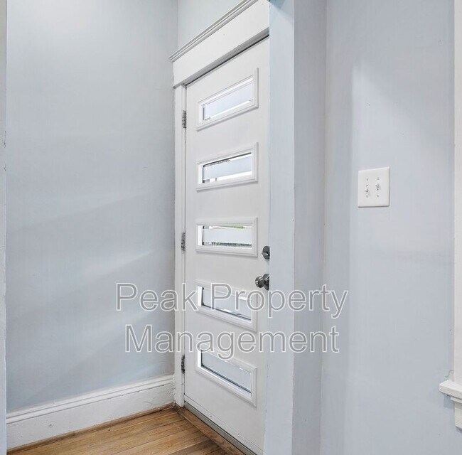 Photo - 2818 North Ave