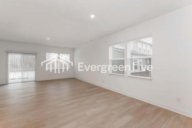 Photo - 3588 Copley Ct