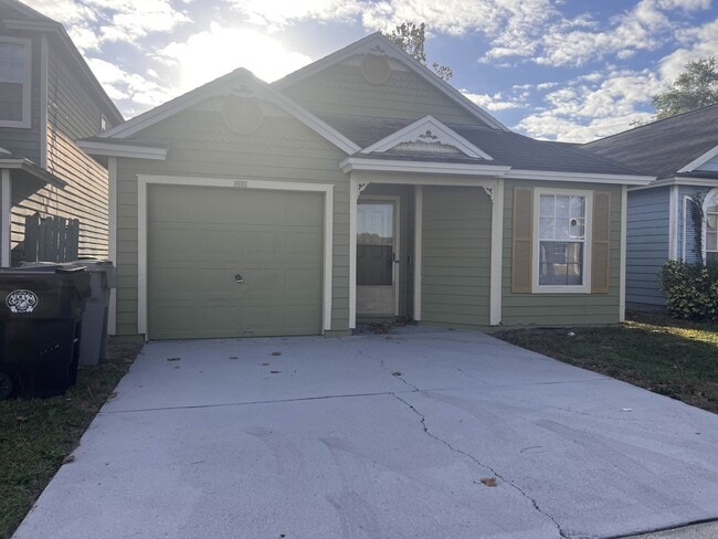 Building Photo - 1651 Chatham Cir