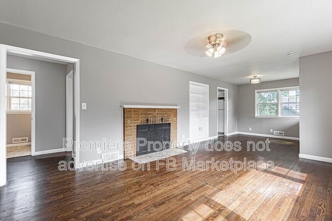 Photo - 3320 S Sterling Ave
