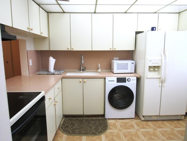 Photo - 120 Lake Meryl Dr Unidad 224