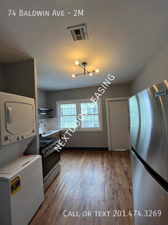 Photo - 74 Baldwin Ave Unidad 2M