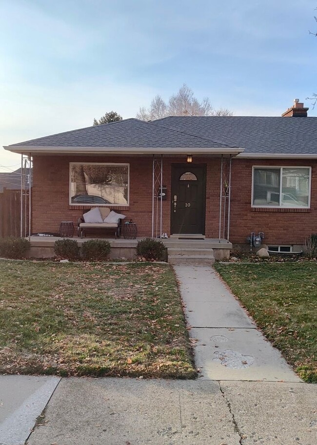 Building Photo - Gorgeous Home in Bountiful!