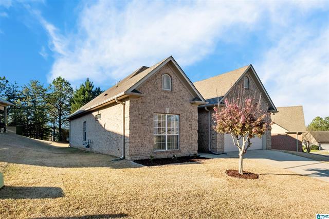 Photo - 2931 Summit Dr