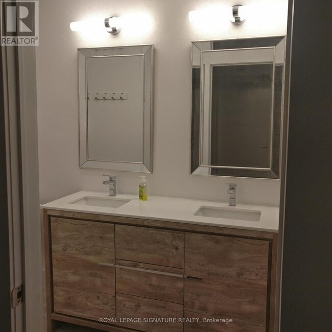 Photo - 594 Birchmount Rd