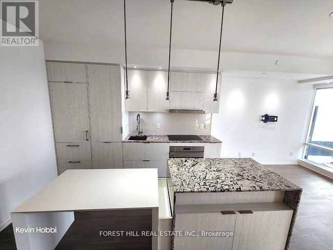 Photo - 1 Bloor St E Unit 5210