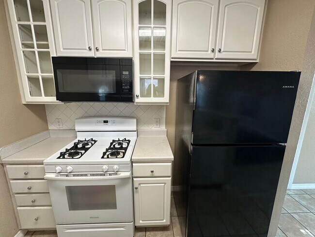 Photo - 8320 Cambridge Rd