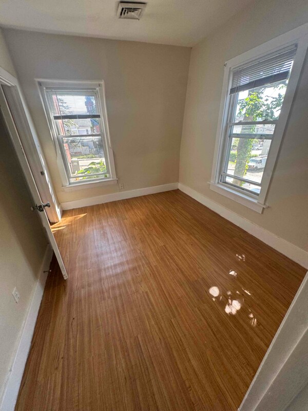 Photo - 20 Woodland St