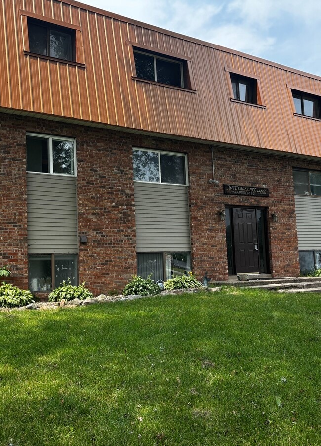 Building Photo - 4650 Capital Ave SW Unit 6