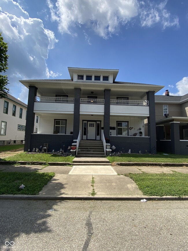 Photo - 129 W Hendricks St Unidad 4 Rental
