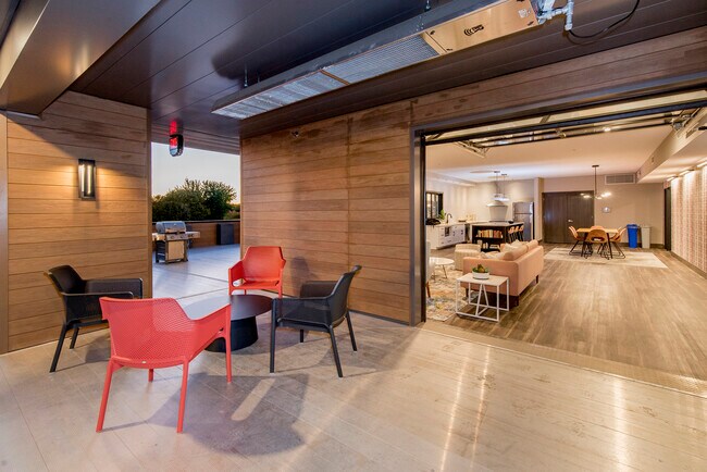 Rooftop Lounge