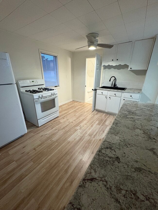 69 Madison Ave Unit 2