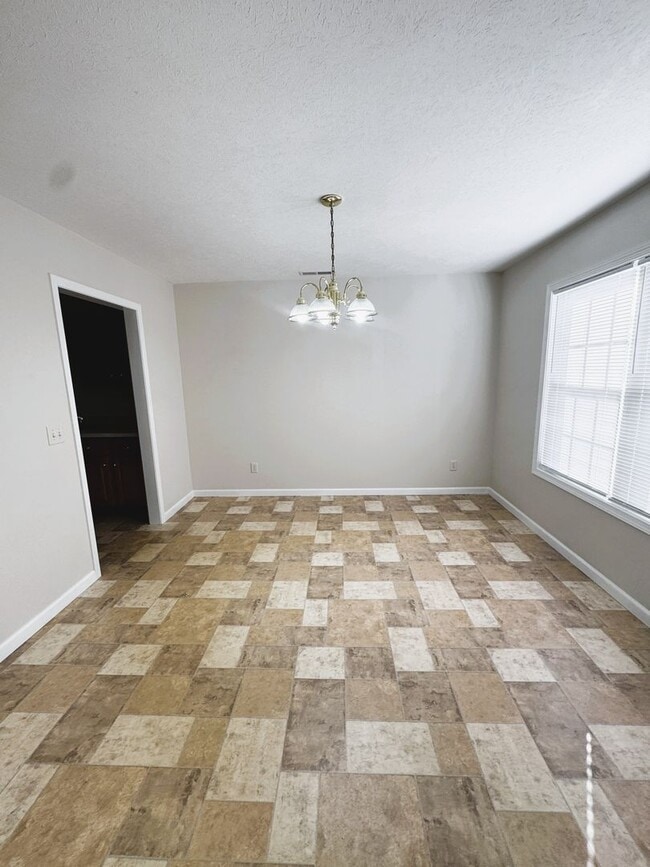 Photo - Spacious Townhouse in Bridgewater