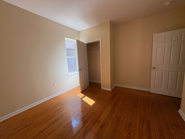 Photo - 310 Edgewood Ave Unit 4