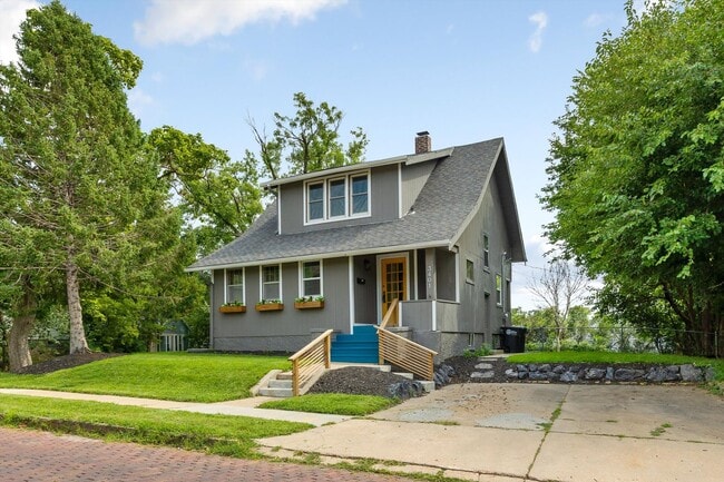 Photo - 3 Bedroom; 2 Bathroom near Hanscom Park!