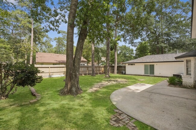 Photo - 553 Cane River Ln