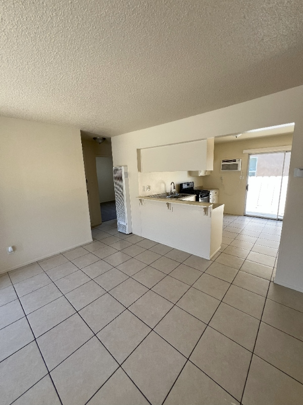 Building Photo - 224 E Granger Ave Rental