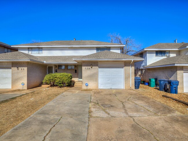 Updated in NE OKC for rent! Minutes to Bro... - Updated in NE OKC for rent! Minutes to Bro... Casa