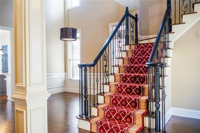 Photo - 1127 Ashton Bluff Dr NE