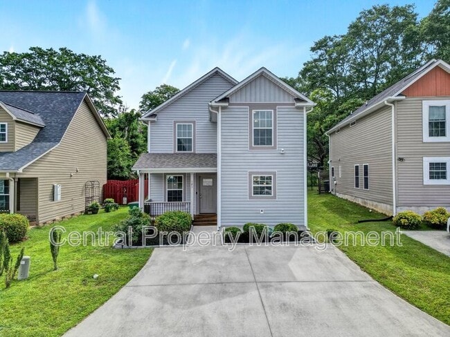 Photo - 121 Crown Ct