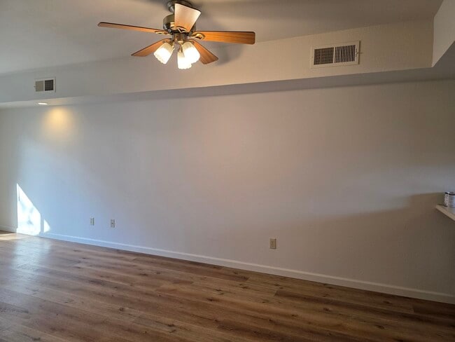 Photo - 121 Elbridge Ave