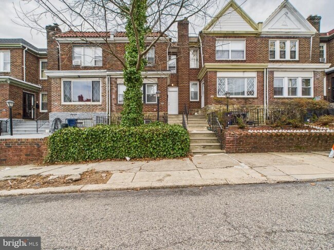 Photo - 1958 Ashley St Unidad 1