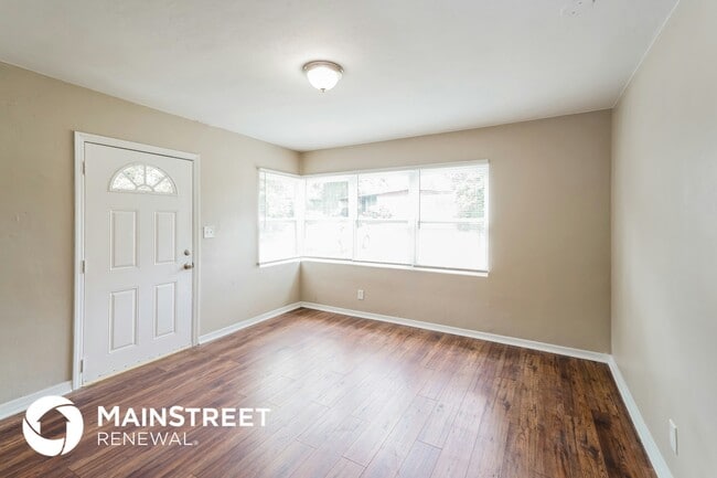 Photo - 216 Westover St