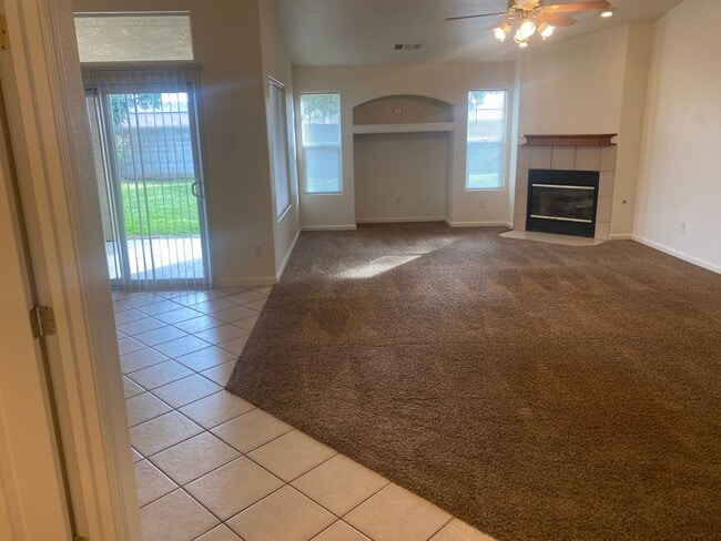 Photo - 4 bedroom 2 bathroom house in SE Visalia!