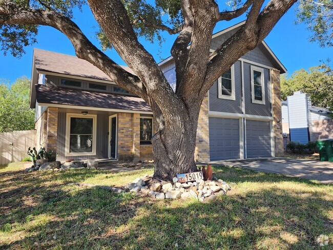 Building Photo - 15019 Morning Tree St Rental