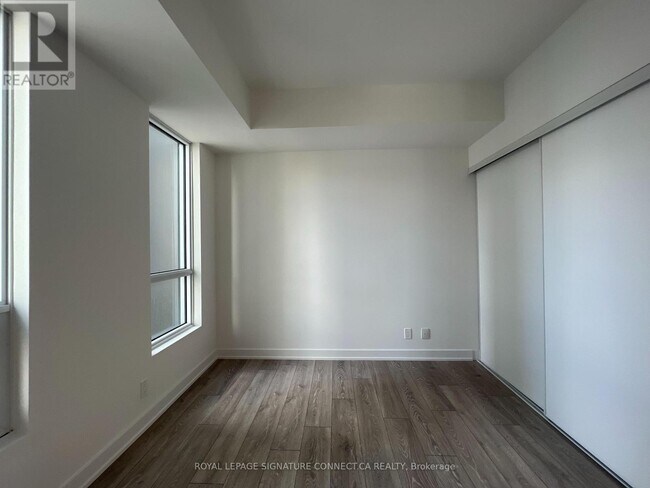 Photo - 108 Peter St Unité 1202