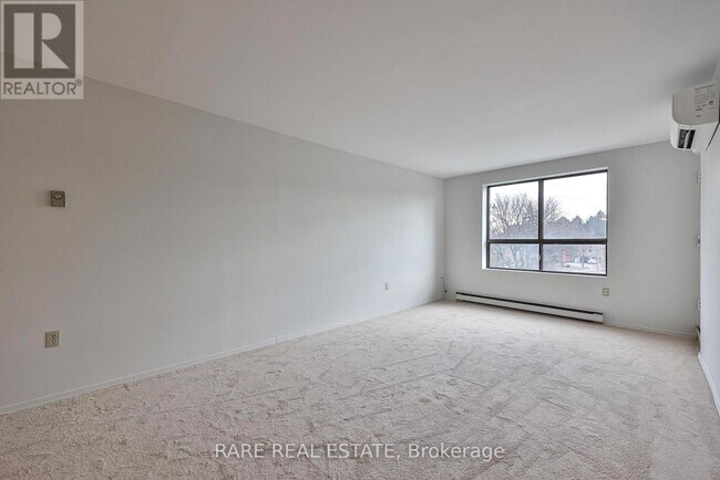 Photo - 45 Bredin Pkwy Unité 305