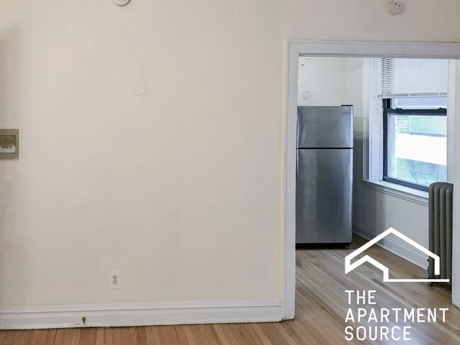 Photo - 432 W Surf St Unit 108