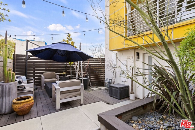 Photo - 2217 Branden St