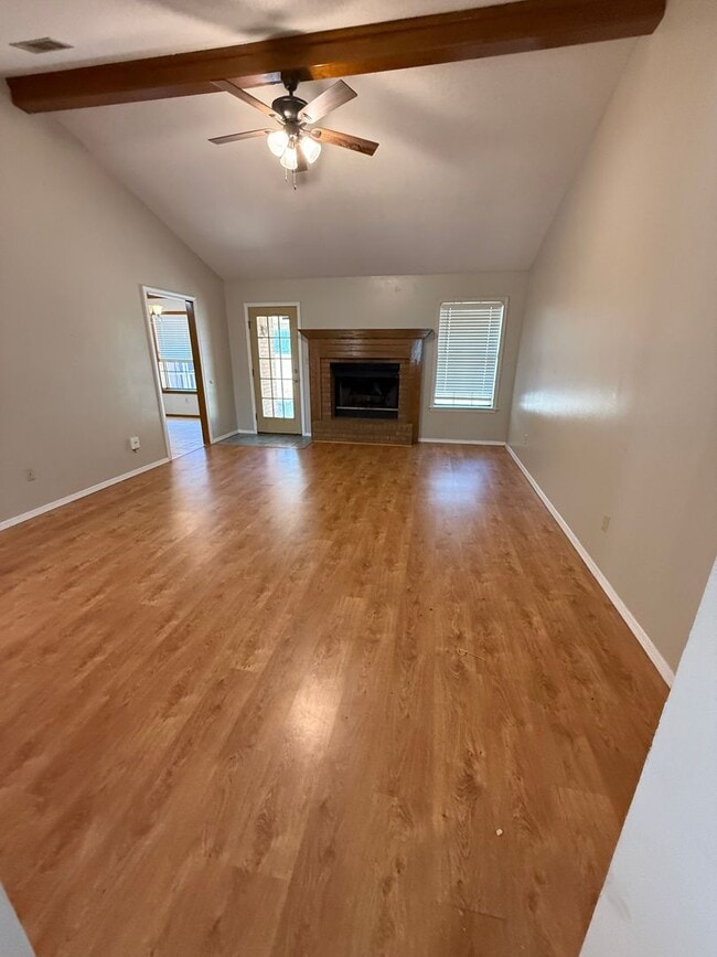 Photo - 903 Aspen Ave