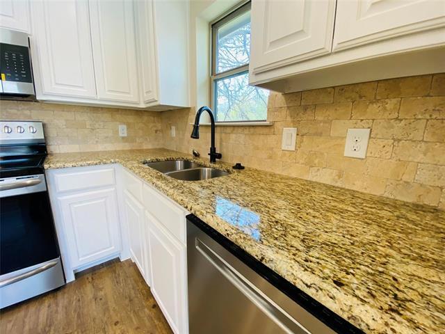 Photo - 312 W Heron St
