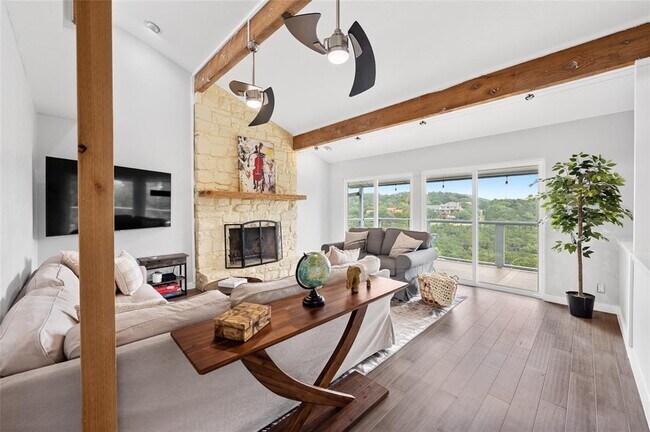 Photo - 2711 Trail Of Madrones