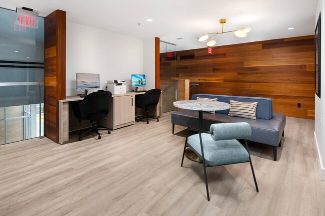 Oak Park Place