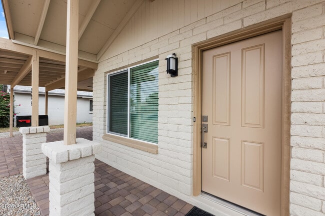 Photo - 224 E Oxford Dr