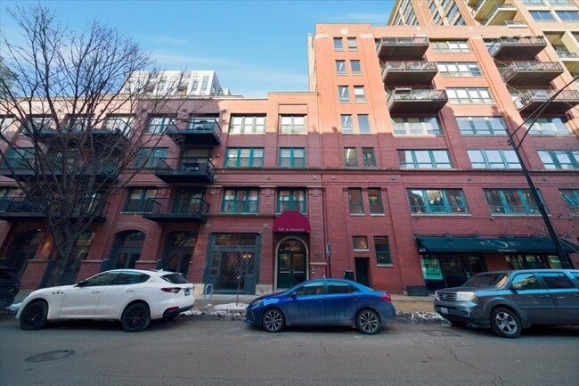 Building Photo - 420 W Ontario St Unit 309