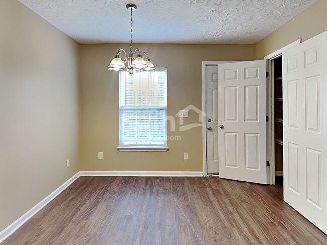 Photo - 1375 E Nir Shreibman