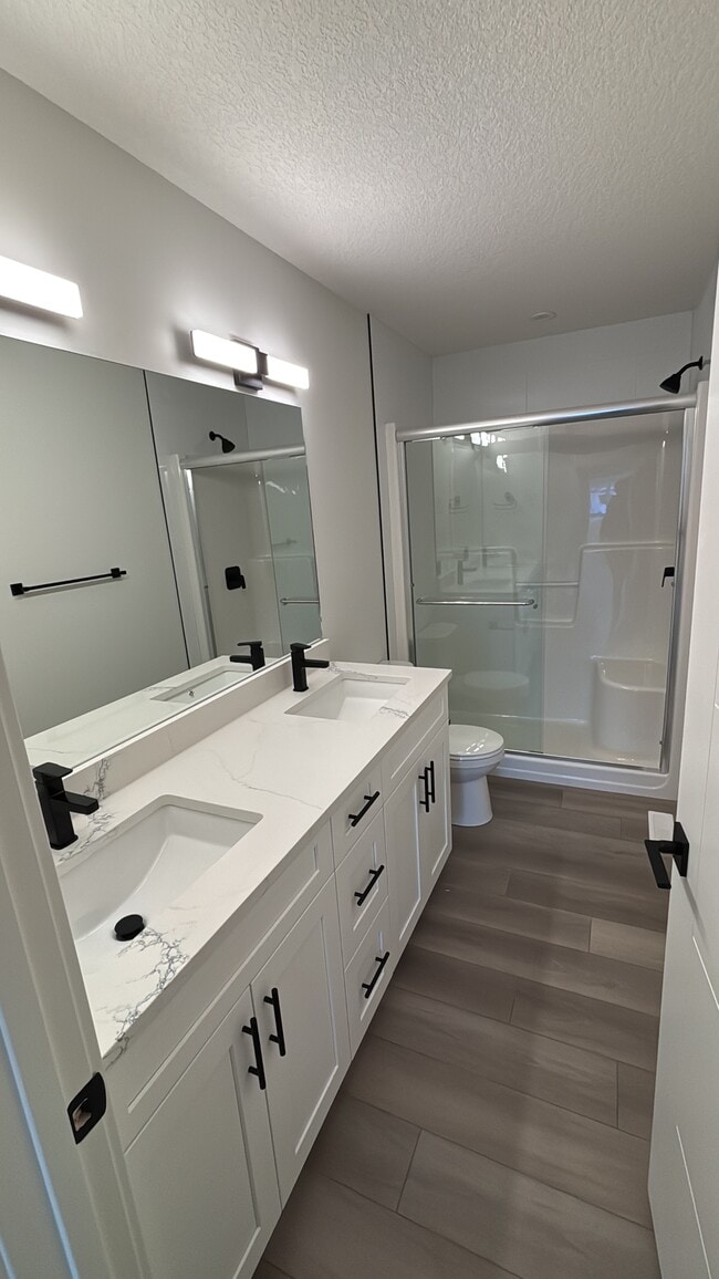 Photo - 11012 132 St NW Unit 1